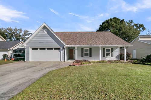 111 Hopper Dr, Summerville, SC, 29486-7721 | Card Image