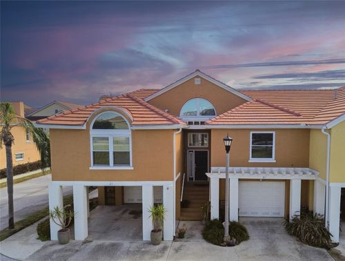 21 Crescent Pl S, SAINT PETERSBURG, FL, 33711-5118 | Card Image