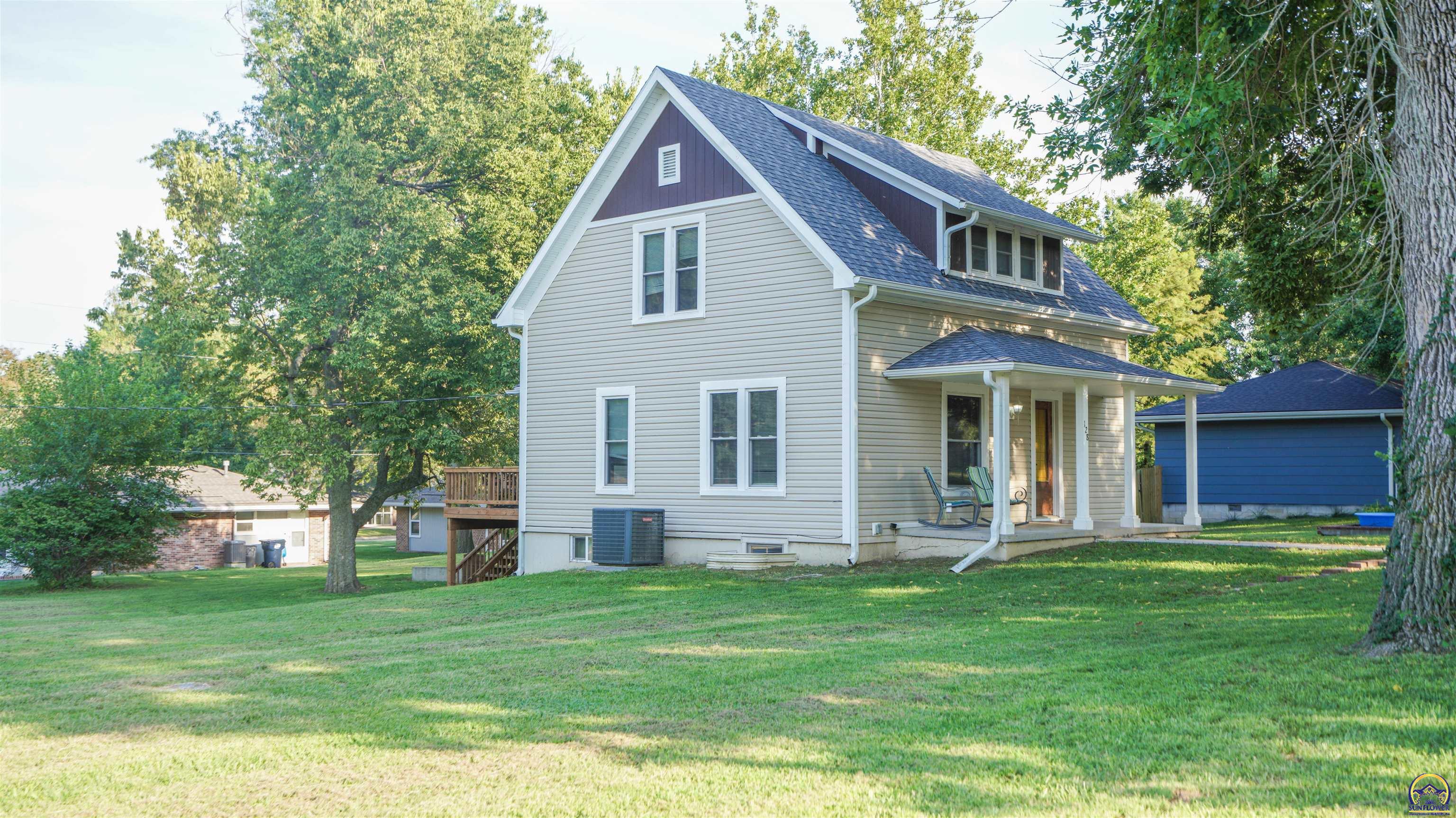 128 Lincoln Ave, Pending in Holton - eXp Realty