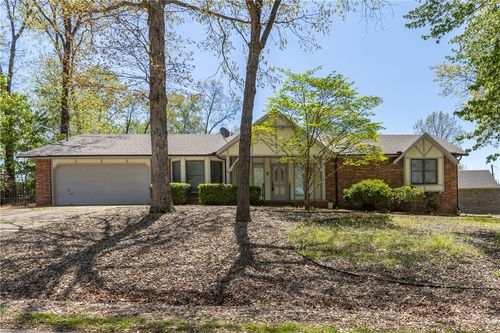 1 Sandon Ln, Bella Vista, AR, 72715-8827 | Card Image