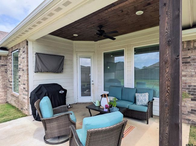 1808 Forestdale Blvd, House other with 4 bedrooms, 2 bathrooms and null parking in Whitehouse TX | Image 5