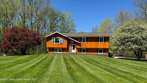 36 Susi Oval, Modena, NY, 12548-5008 | Card Image
