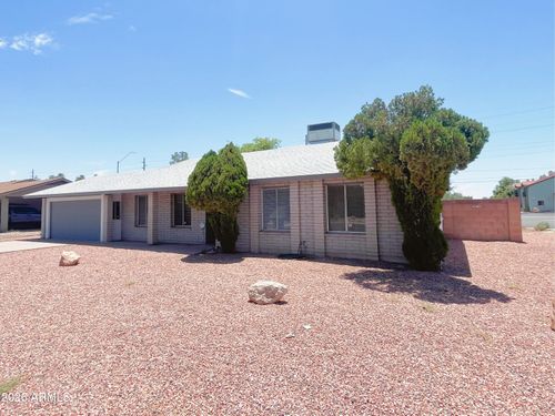 2243 W Mcrae Way, Phoenix, AZ, 85027 | Card Image