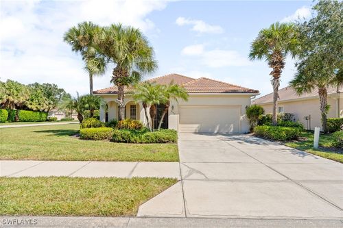 8193 Valiant Dr, NAPLES, FL, 34104-6671 | Card Image