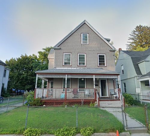 34 Massasoit, Boston, MA, 02136 | Card Image