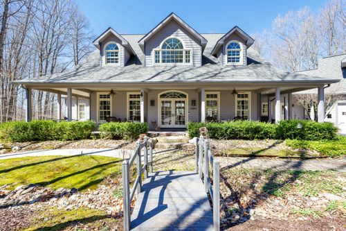 11511 Mountain Woods Dr, Thompsonville, MI, 49683-9168 | Card Image