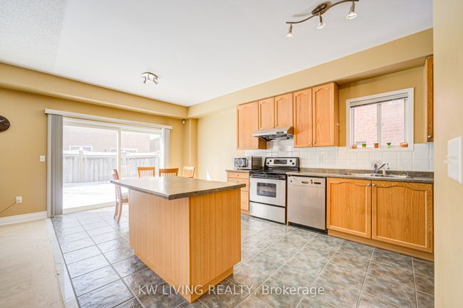 70 Russell Hill Rd, House other with 3 bedrooms, 3 bathrooms and 2 parking in Markham ON | Image 17