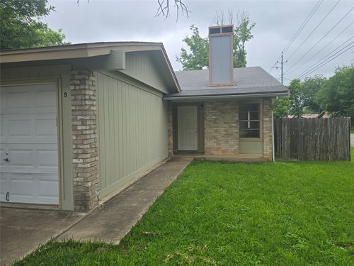 b-420 Vista West Ct, Bastrop, TX, 78602-1403 | Card Image