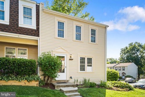 6358 Fenestra Ct, BURKE, VA, 22015-3556 | Card Image
