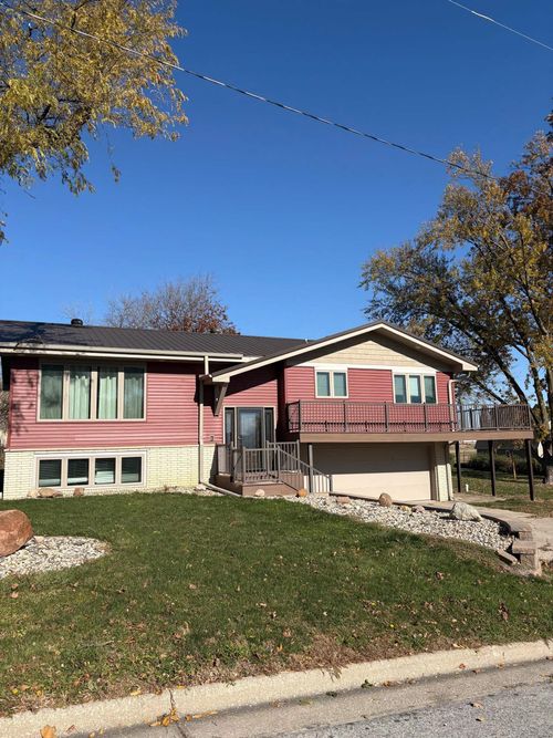 402 Pfaltzgraff, Allison, IA, 50602-7797 | Card Image