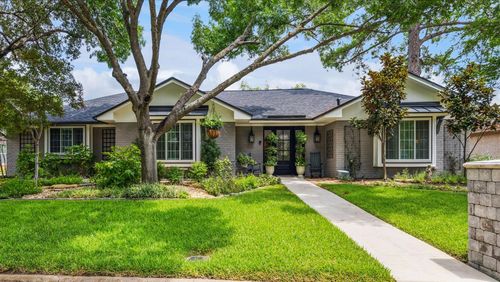 1505 Waltham Ct, Arlington, TX, 76012-2117 | Card Image