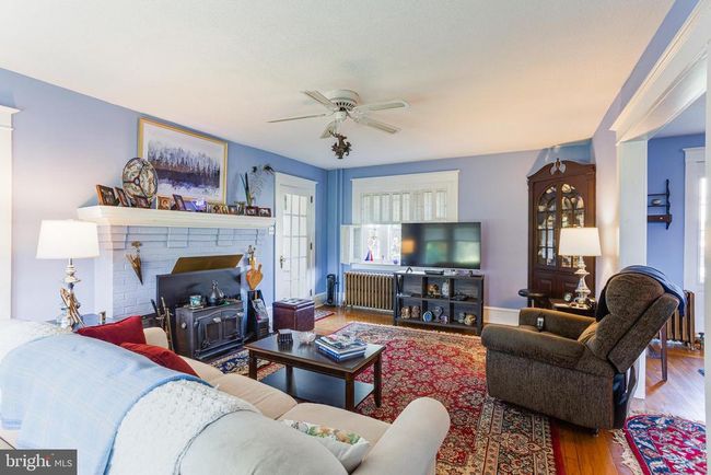 328 Morton Ave, House other with 3 bedrooms, 2 bathrooms and null parking in FOLSOM PA | Image 6