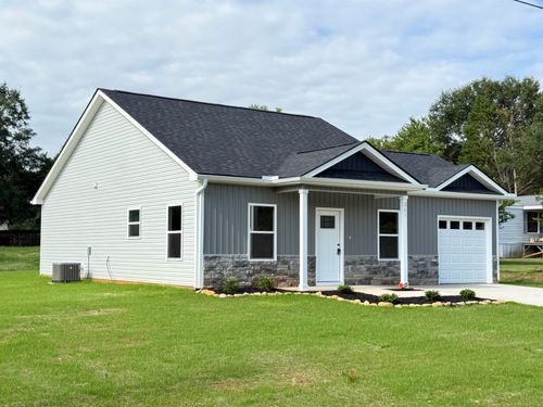 261 Woodgate Rd, Cowpens, SC, 29330-9588 | Card Image