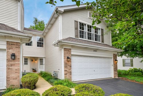 2405 Stoughton Cir, Aurora, IL, 60502-6477 | Card Image