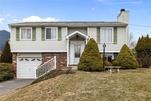 110 Lager Dr, Gibsonia, PA, 15044-7965 | Card Image