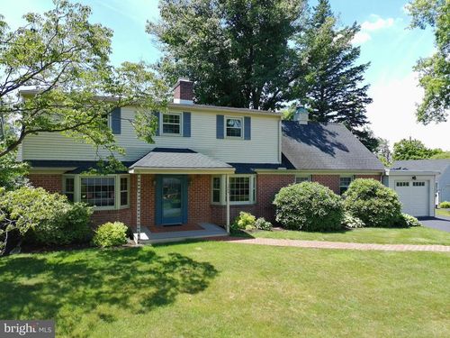 1248 Cherry Tree Ln, CHAMBERSBURG, PA, 17202-7494 | Card Image