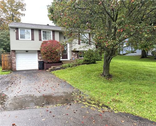 2068 Powell Rd, Cranberry Township, PA, 16066-4636 | Card Image