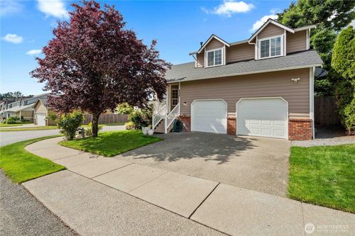 8627 136th Street E, Puyallup, WA, 98373 | Card Image