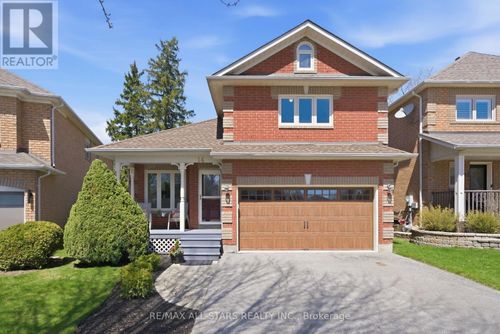 14 Napier Court, Whitby (Brooklin), ON, L1M1H1 | Card Image