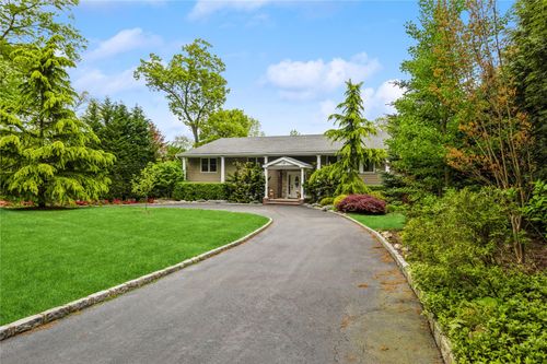 3 Lori Ct, Woodbury, NY, 11797-1309 | Card Image