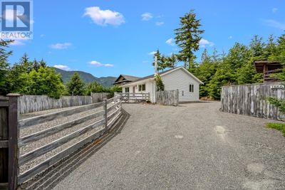 1866 Martini Way, House other with 2 bedrooms, 1 bathrooms and 3 parking in Qualicum Beach BC | Image 1