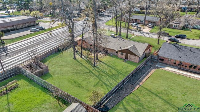 1826 Sybil Ln, House other with 3 bedrooms, 2 bathrooms and null parking in Tyler TX | Image 27