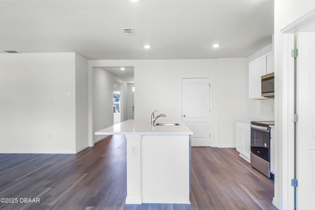 38 Sprout Ln, House other with 3 bedrooms, 2 bathrooms and null parking in ORMOND BEACH FL | Image 10
