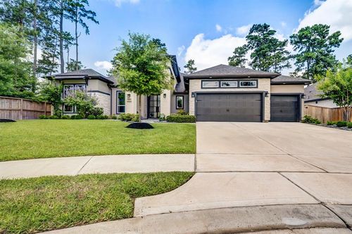 1030 Village Shores Ln, Pinehurst, TX, 77362-1501 | Card Image