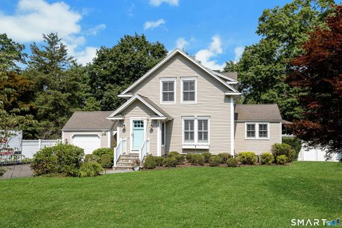 49 Wolfpit Ave, Norwalk, CT, 06851-4233 | Card Image