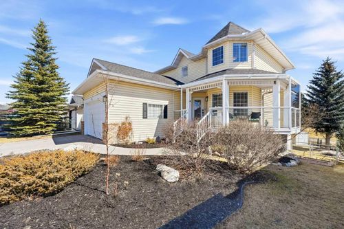 3 Riverview Crt, Cochrane, AB, T4C1K6 | Card Image