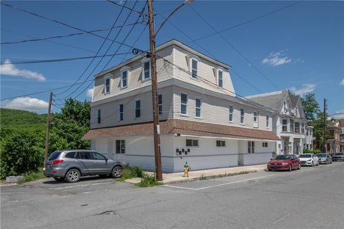 1a-149 W Ridge St, Lansford, PA, 18232-1321 | Card Image