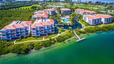 312 - 360 Gulf Of Mexico Drive, Condo with 3 bedrooms, 2 bathrooms and null parking in Longboat Key FL | Image 1