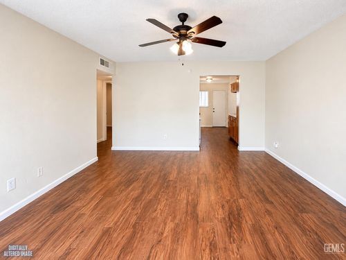 4320 Columbus Street, Bakersfield, CA, 93306 | Card Image