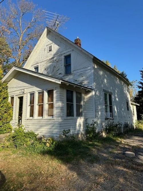 410 Park St E, New Germany, MN, 55367-4711 | Card Image