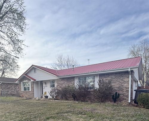 709 Brentwood Rd, Bartlesville, OK, 74003-1410 | Card Image