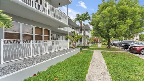 6-1905 Calais Dr, Miami Beach, FL, 33141-3518 | Card Image