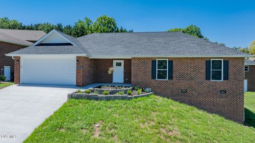 209 Farmington Dr, Greeneville, TN, 37743-5991 | Card Image