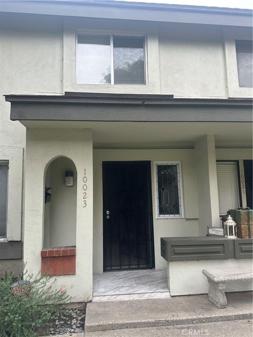 10023 Karmont Ave, South Gate, CA, 90280-5416 | Card Image