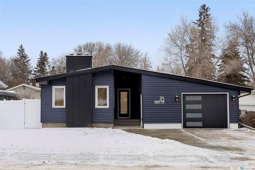 78 Sunset Dr, Regina, SK, S4S2R7 | Card Image