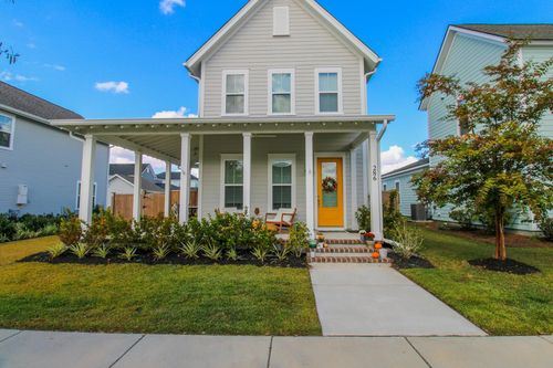 286 Great Lawn Dr, Summerville, SC, 29486-8258 | Card Image