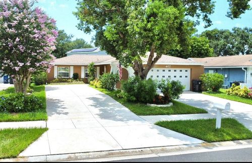 402 Evergreen Dr, OLDSMAR, FL, 34677-2604 | Card Image