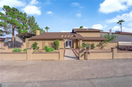 5513 Avenida Vaquero, Las Vegas, NV, 89108-4106 | Card Image