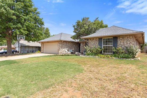 11017 Nw 113th St, Yukon, OK, 73099-8038 | Card Image
