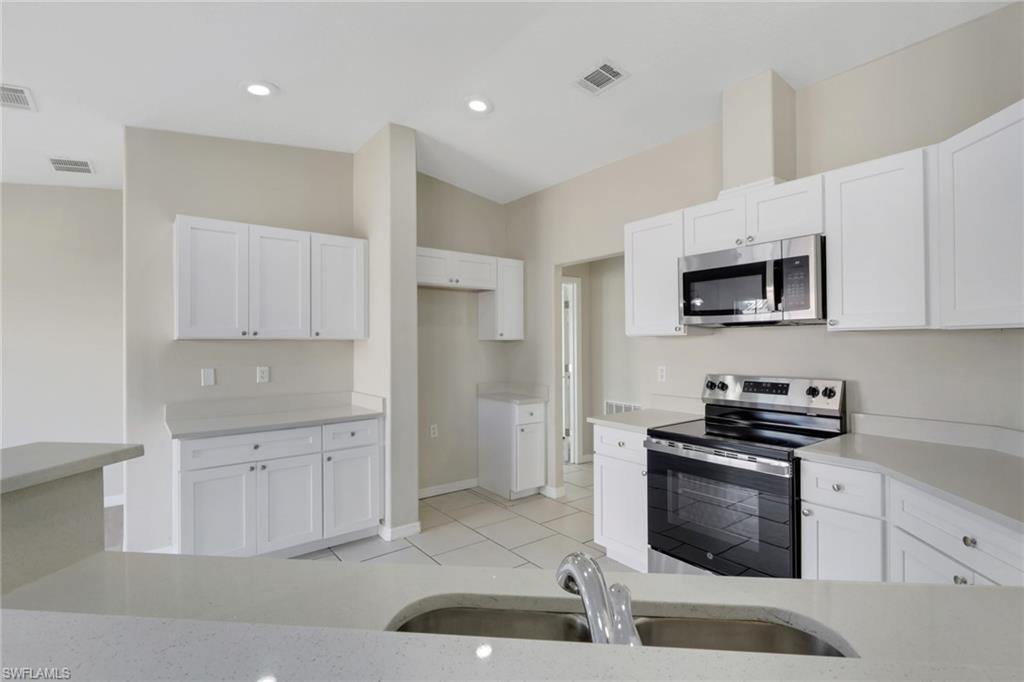 Residential in PORT CHARLOTTE 3