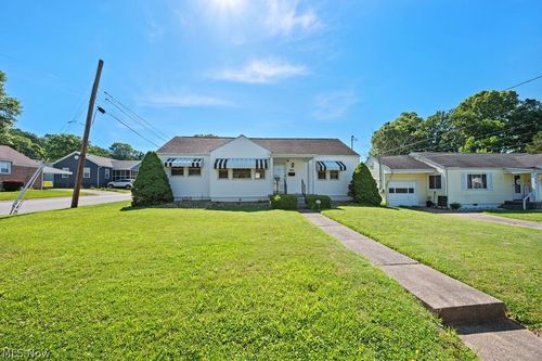 4398 Packard St, Parkersburg, WV, 26104-1416 | Card Image