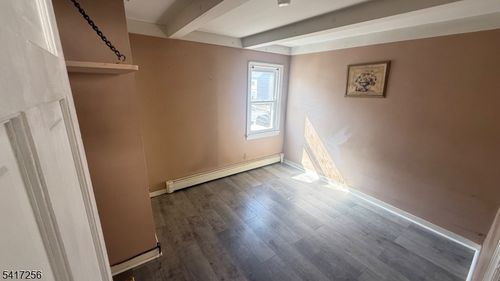 105 E 22nd St, Paterson, NJ, 07514-2138 | Card Image