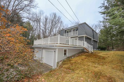 32 Murray Hill Rd, Candia, NH, 03034-2616 | Card Image