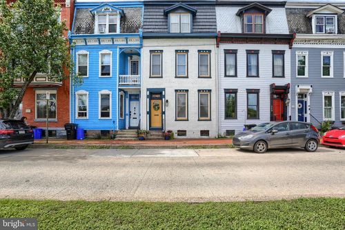 556 Race St, HARRISBURG, PA, 17104-1646 | Card Image