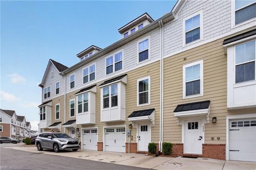442 Westport St, Norfolk, VA, 23505-3925 | Card Image