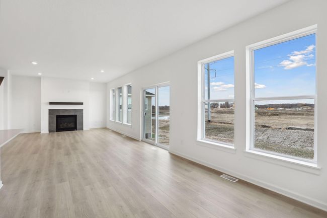 Open airy main floor w windows and 9 ft ceilings | Image 10